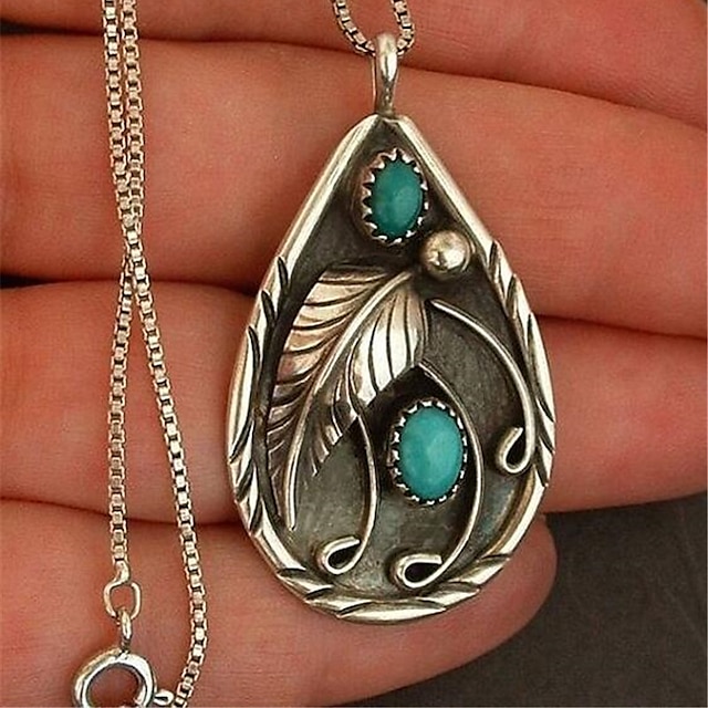  Archaistic Street Leaf Silver Necklace for Women