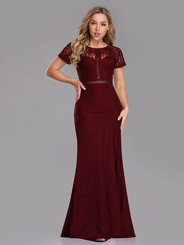  Sheath / Column Jewel Neck Floor Length Lace Short Sleeve Plus Size Mother of the Bride Dress with Lace / Pattern / Print 2020