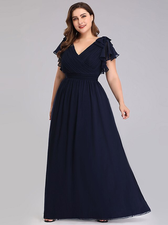  A-Line Mother of the Bride Dress Plus Size V Neck Floor Length Chiffon Short Sleeve with Ruffles Ruching 2023