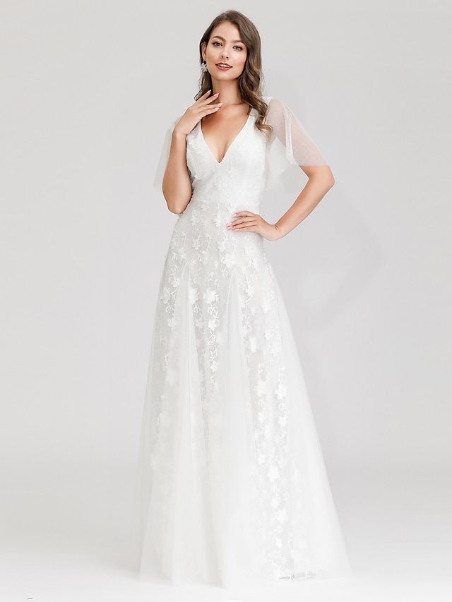  A-Line Wedding Dresses V Neck Maxi Short Sleeve Tulle Little White Dress Illusion Detail with Lace 2022