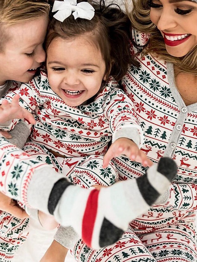  Family Pajamas Deer Print White Long Sleeve Mommy And Me Outfits Active Matching Outfits