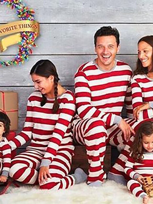  Family Look Pajamas Striped Print Red Long Sleeve Active Matching Outfits / Fall / Winter / Casual