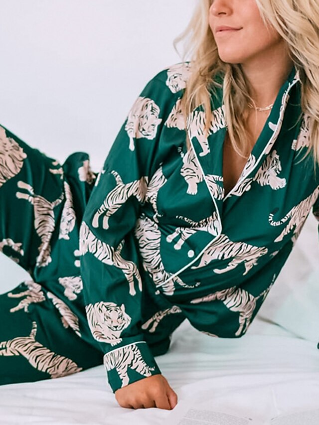  Women's 1 set Pajamas Sets Satin Ultra Slim Retro Animal Polyester Home Party Daily Lapel Gift Shirt Long Sleeve Print Pant Fall Winter Green / Buckle