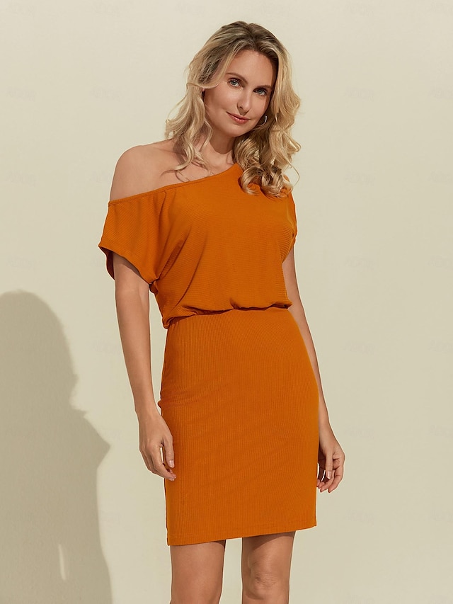  Solid Knee Length Casual Dress