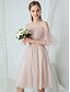 billige Bridesmaid Dresses-A-linje Besmykket Knelang Blonder / Tyll / Polyester Brudepikekjole med Blonder / Drapering / Illusjon