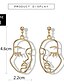 preiswerte Modische Ohrringe-Damen Ohrring Klassisch Mini Ohrringe Schmuck Gold Für Weihnachten Party Jahrestag Karnival Festival 1 Paar