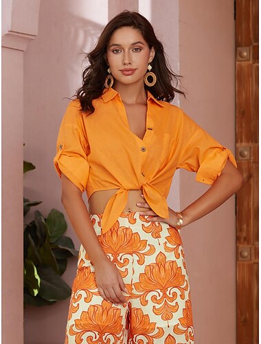  Kurzes Damenhemd aus Baumwolle und Leinen in Orange mit überschnittenen Schultern und Knopfleiste und V-Ausschnitt
