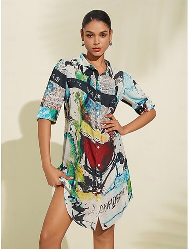 vestido corto estilo camisa con cuello alto y estampado de salpicaduras