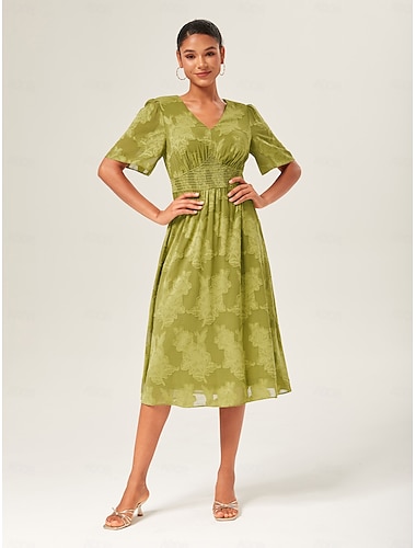 Mulheres Vestido elegante Verde Manga Curta Jacquard Jacquard Primavera Verão Decote V Vestido elegante Férias Encontro S M L