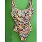 Mujer Bañadores Una pieza Traje de baño Acolchado extraíble Fruncido Damasco bohemio con estampado paisley Amarillo Cuadrado Trajes de baño Estampado nuevo Vacaciones Ropa de playa Estilo playero